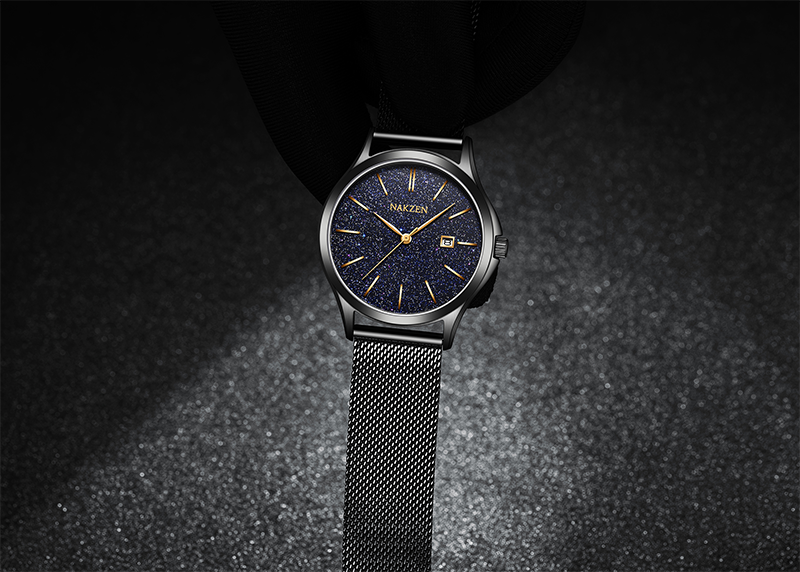 Đồng hồ nam Nakzen SS4055G-2N1 sở hữu vẻ hiện đại cùng ô lịch tiện dụng