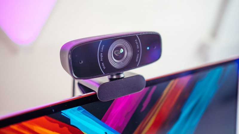 Webcam ASUS màu sắc đơn giản, thiết kế tinh gọn