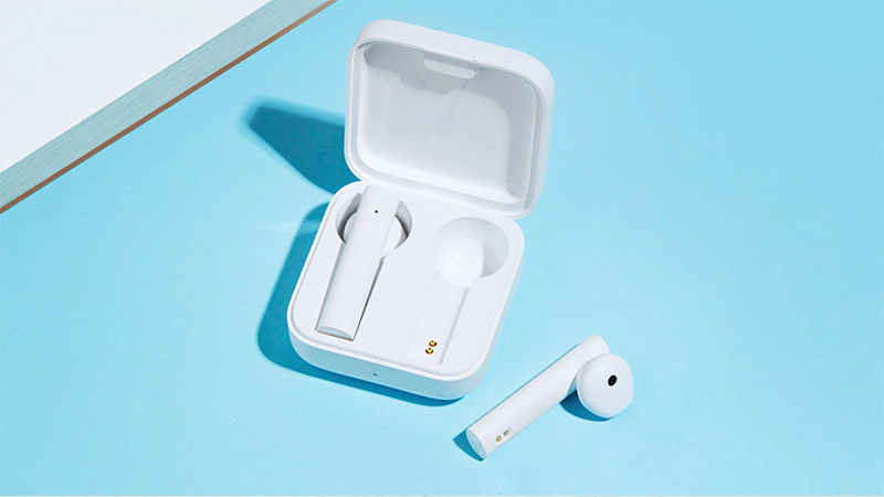 Tai nghe Xiaomi c&oacute; gi&aacute; dao động từ 790.000 - 2.590.000 VNĐ