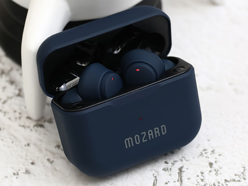  True Wireless Mozard Air 6 có thể sạc đầy trong vòng 2 giờ