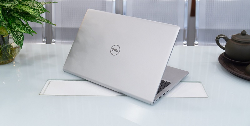 Laptop Dell Inspiron 15 3511 i7  thiết kế nhỏ gọn, hiện đại