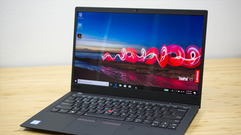 Lenovo với d&ograve;ng m&aacute;y m&agrave;n h&igrave;nh lớn