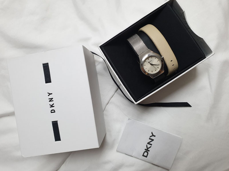 Bạn n&ecirc;n kiểm tra chiếc đồng hồ DKNY của bạn đ&atilde; đầy đủ phụ kiện chưa?