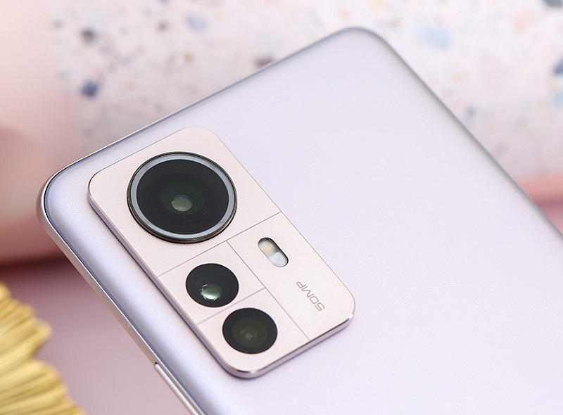 Điện thoại Xiaomi 12 Pro sở hữu cấu h&igrave;nh khủng