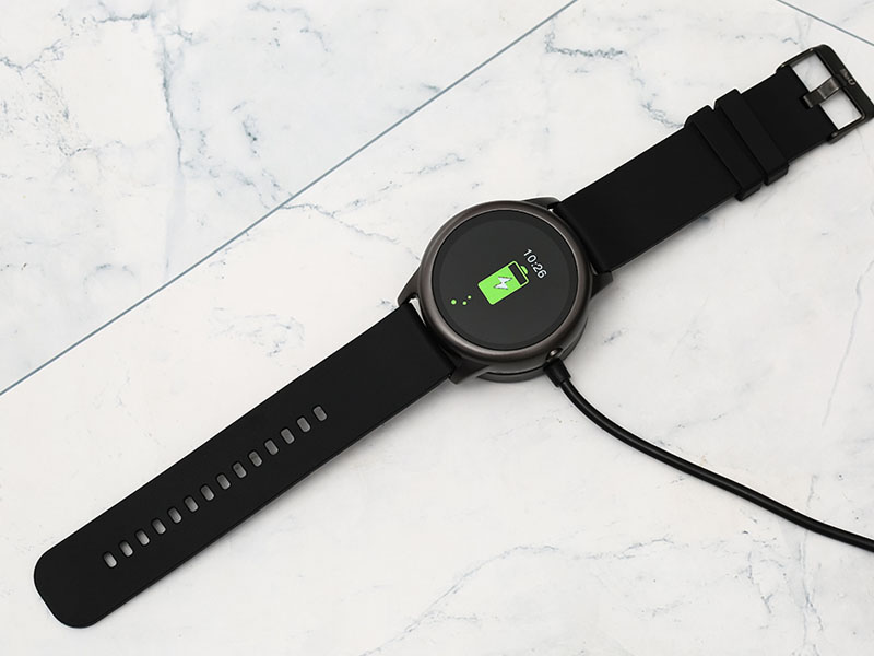 Bộ đôi đều có thời gian sử dụng lên tới 10 giờ 