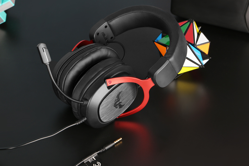 Tai nghe ASUS c&oacute; gi&aacute; từ 600.000 - 6.000.000 VNĐ