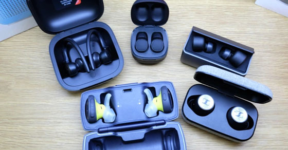 Top 5 tai nghe Bluetooth màu xanh Navy đậm thời trang nên sở hữu ngay