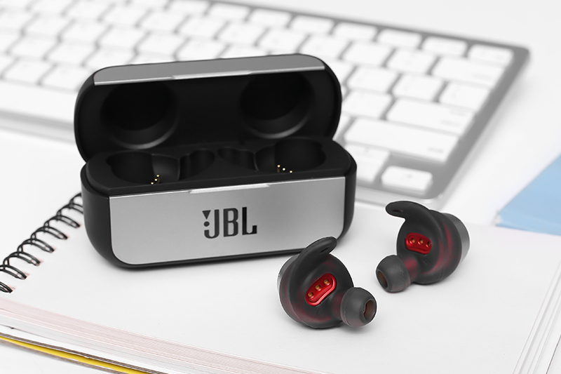 Tai nghe True Wireless JBL REFFLOW sang trọng