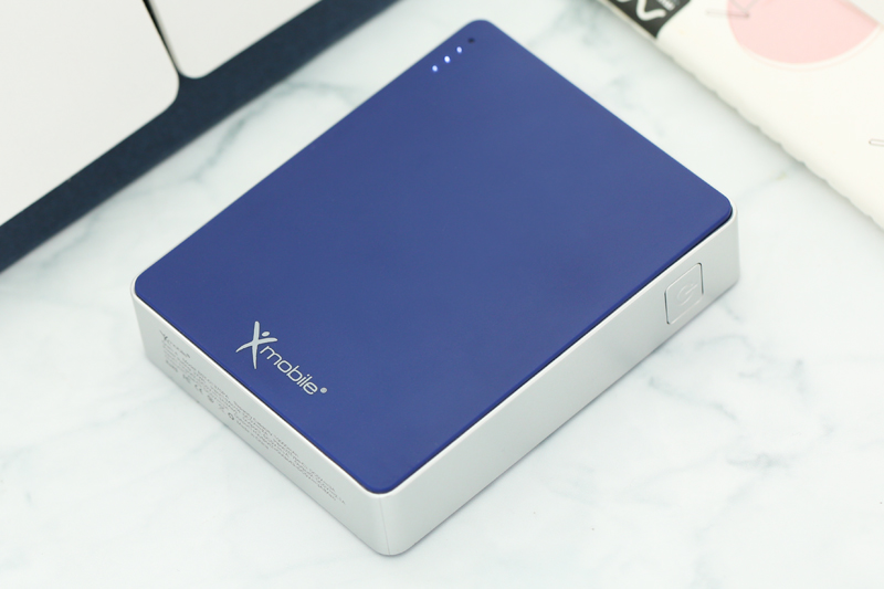 Sạc dự phòng Xmobile Gram 4 có thiết kế nhỏ gọn, nổi bật