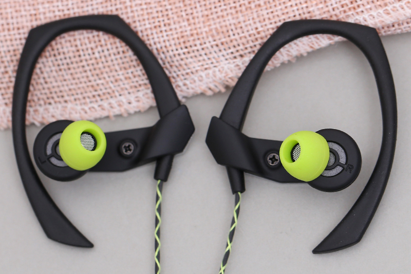 Thiết kế vẻ ngoài cực phù hợp với những bạn có cá tính mạnh mẽ, dứt khoát