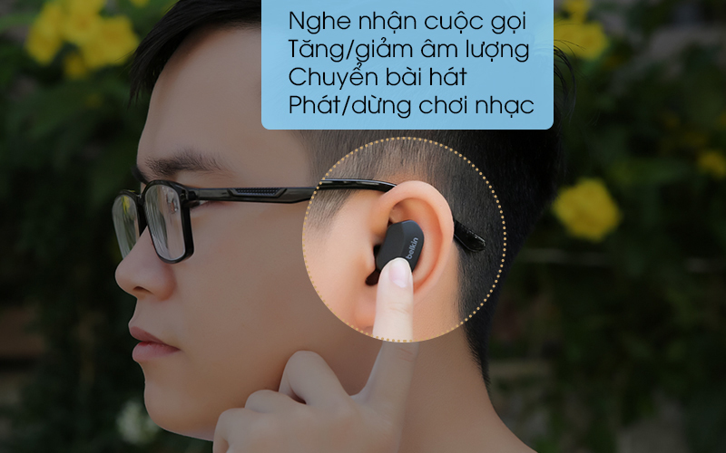 Điều khiển tai nghe dễ d&agrave;ng với thao t&aacute;c chạm