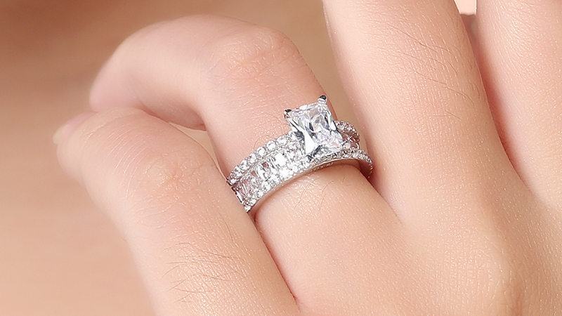 Nhẫn Bạc AvaJi AVJ.R000526 c&oacute; thiết kế thu h&uacute;t, lấp l&aacute;nh