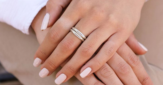 Top 10 mẫu nhẫn bạc nữ cá tính thời trang phong cách nhất hiện nay