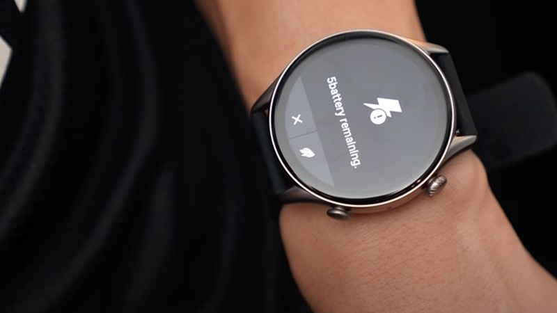 Đồng hồ c&oacute; thể hoạt động l&ecirc;n đến 35 ng&agrave;y