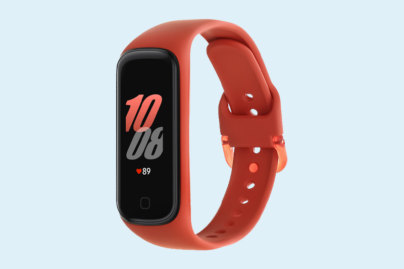 Đồng hồ Samsung Galaxy Fit2 có thể hoạt động trong vùng nước nông