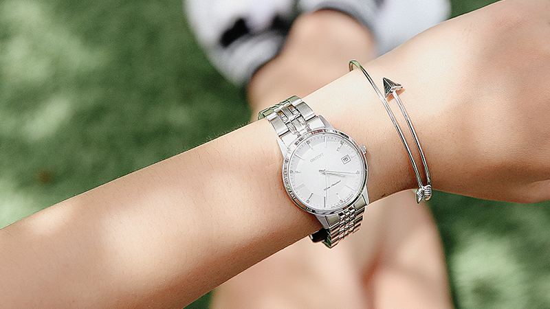 Mặt đồng hồ ORIENT 32 mm kính sapphire Nữ FUNG7003W0 được làm bằng kính sapphire