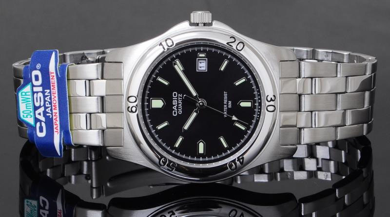 CASIO 37.2 mm Nam MTP-1213A-1AVDF sẽ không gây lóa mắt khi xem giờ dưới nắng