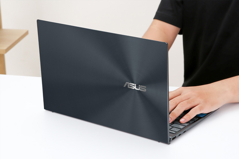 Laptop Asus ZenBook thời thượng