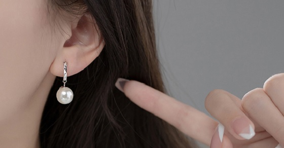 Top 8 mẫu bông tai tròn nữ đẹp, cá tính, thời thượng nhất 2021