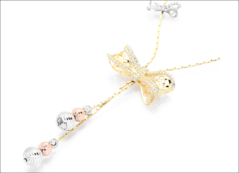 Chi tiết hình chiếc nơ được thắt vô cùng dễ thương