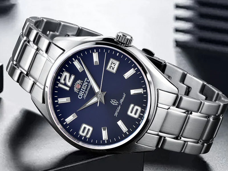 Chọn mua Orient nếu bạn yêu thích phong cách cổ điển hoặc đồng hồ cơ