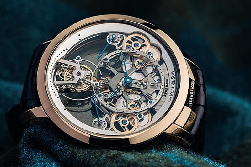 Cơ chế hoạt động của đồng hồ cơ h&igrave;nh th&agrave;nh dựa tr&ecirc;n năng lượng của d&acirc;y c&oacute;t