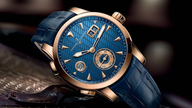 Đồng hồ cơ bộ đa phần đều kh&aacute; cồng kềnh, d&agrave;y hơn