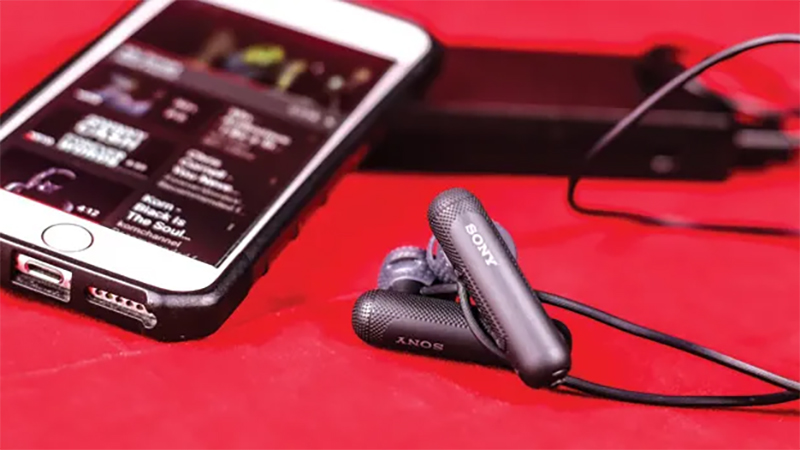 Có khả năng k&ecirc;́t n&ocirc;́i với các thi&ecirc;́t bị trong phạm vi 10m