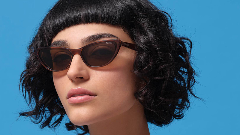 Cool, lively color là dòng kính mắt mèo, tròng kính được nhuộm màu sắc đa dạng