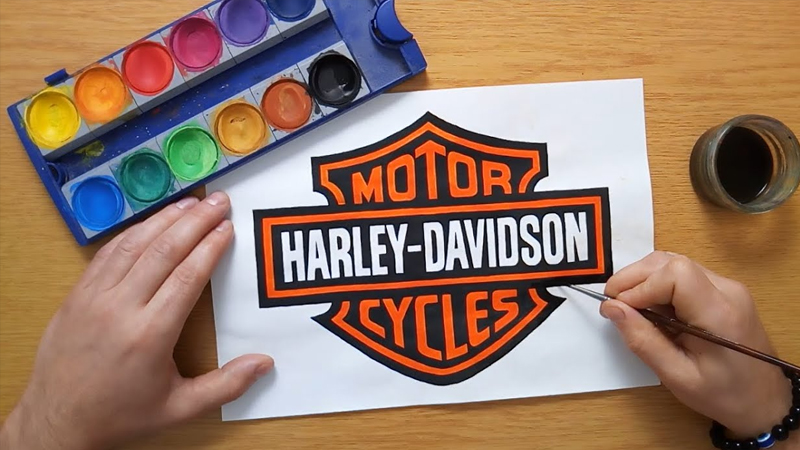 Harley-Davidson là từ ghép tên của 2 nhà sáng lập công ty