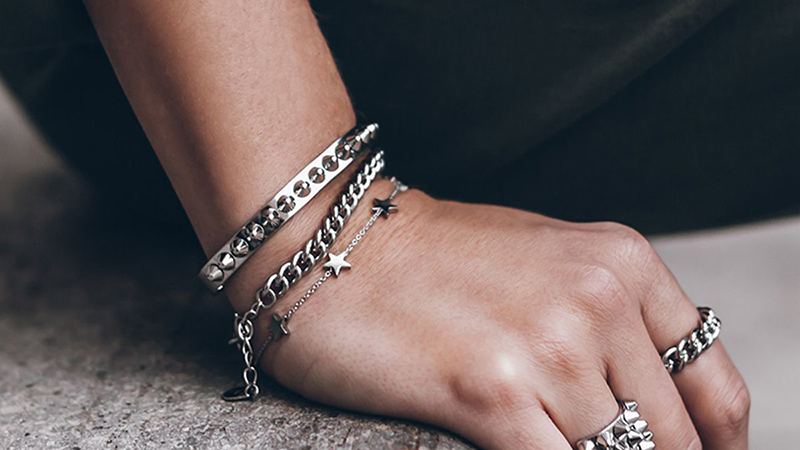 Chọn lắc dựa v&agrave;o h&igrave;nh dạng b&agrave;n tay