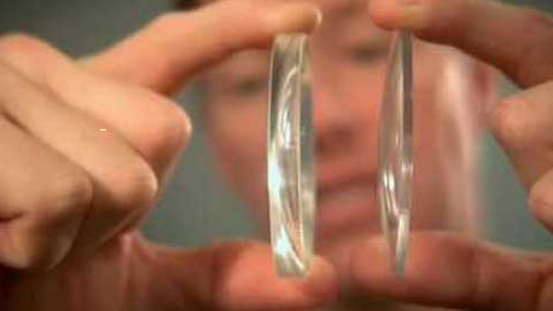 Tròng kính CR39 vẫn còn nặng hơn tròng kính Polycarbonate