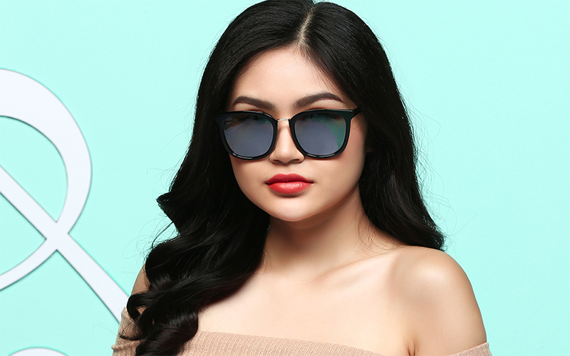 Mẫu kính unisex hiện đại phù hợp cho cả nam và nữ