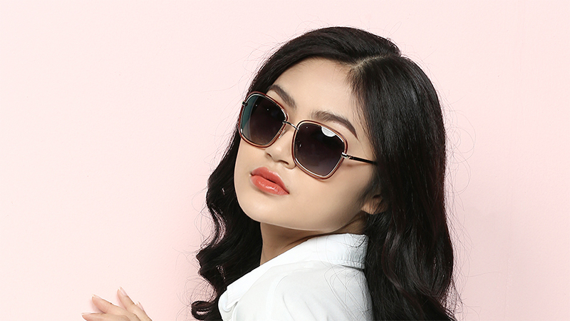 Thiết kế bền bỉ và sang trọng