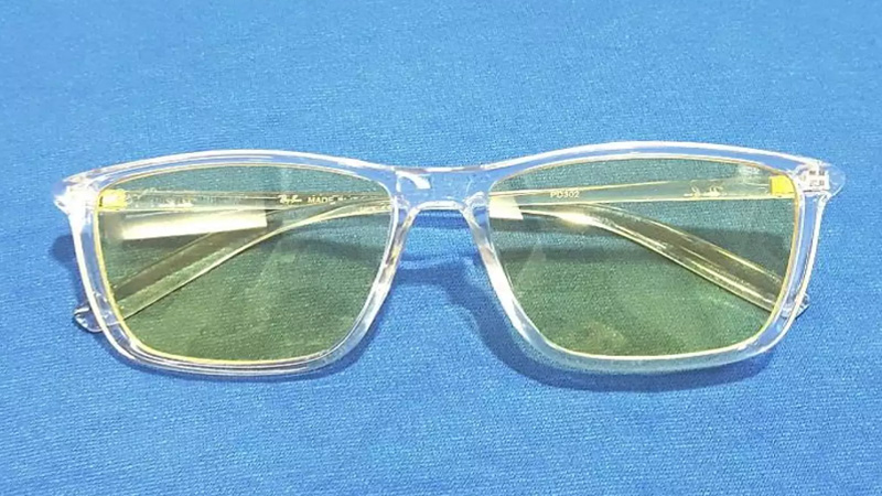 Mắt k&iacute;nh c&oacute; khả năng lọc UV sẽ gi&uacute;p bảo vệ mắt tốt hơn