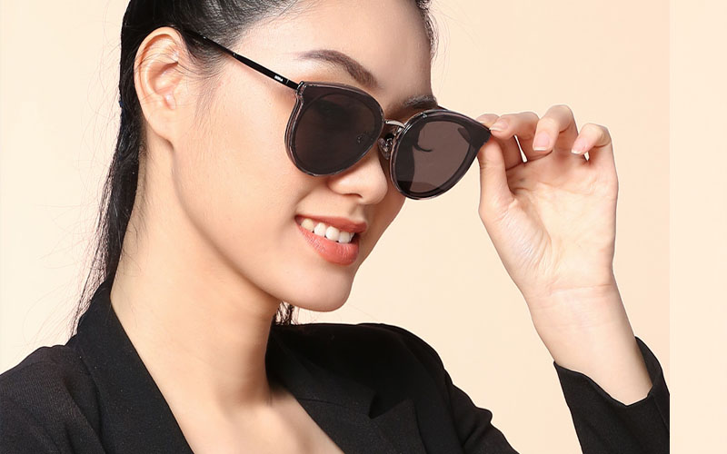 Mắt kính thời trang Nữ Dora 6226-C2
