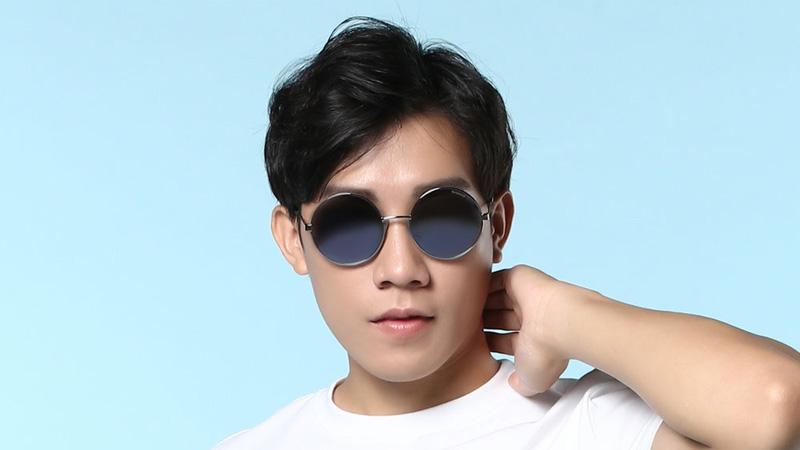 Mắt kính thời trang Polaroid PLD4052S_55_010_EX màu bạc đen