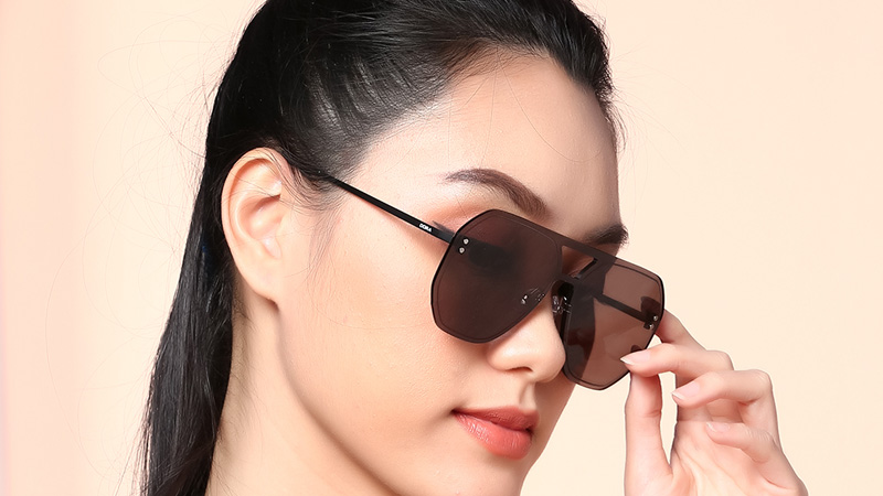 Mắt kính thời trang Dora 7149-C1 màu đen