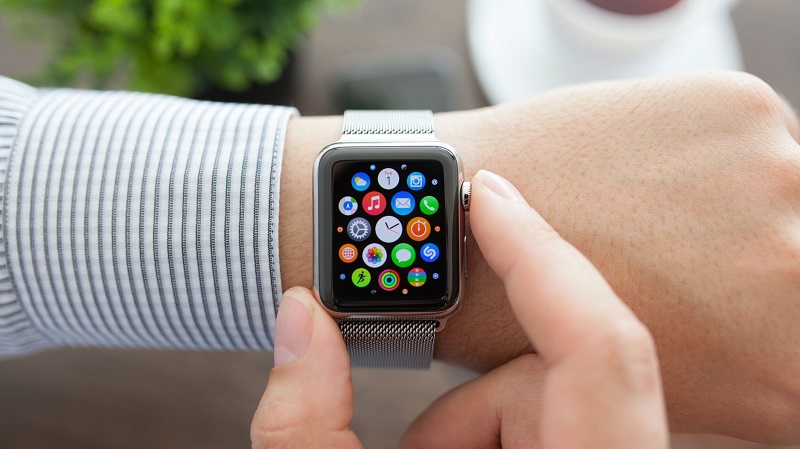 Smartwatch hỗ trợ c&aacute;c c&ocirc;ng nghệ hiện đại, ti&ecirc;n tiến