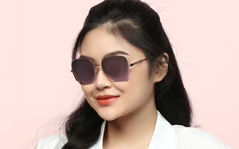Thiết kế gọng bướm hiện đại và thanh lịch