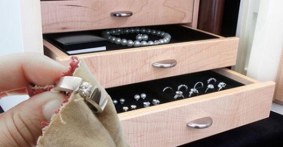 10 cách bảo quản trang sức kim loại như mới, đúng cách, an toàn nhất