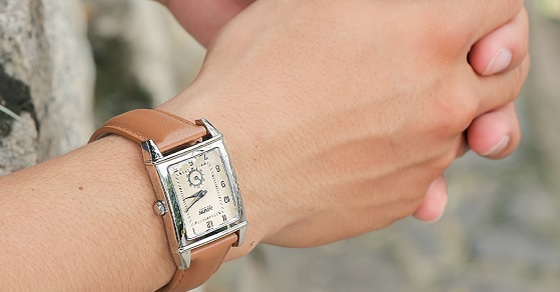 Top 10 mẫu đồng hồ MVW nam trendy, chất lượng, giảm giá lên đến 50%