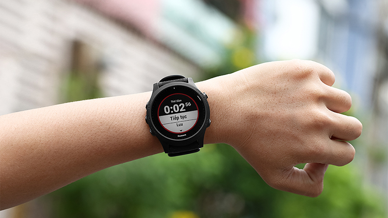 Đồng hồ th&ocirc;ng minh thiết kế đơn giản, dễ sử dụng