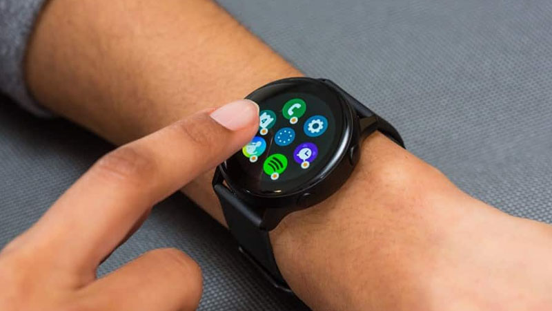 Đường k&iacute;nh mặt đồng hồ ph&ugrave; hợp với cổ tay