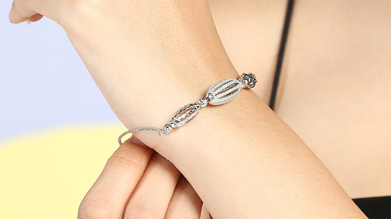 Vẻ ngoài độc đáo với các chi tiết được chạm khắc tinh xảo