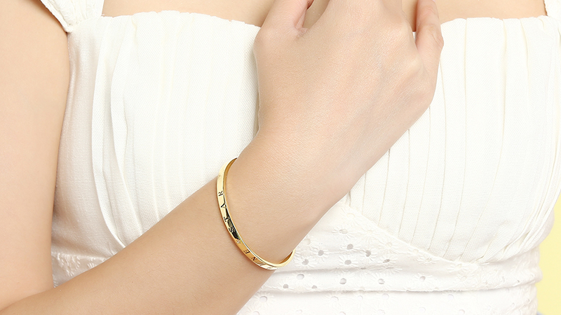 V&ograve;ng tay AvaJi AVJ.B000124.00 mang tr&ecirc;n m&igrave;nh vẻ sang trọng, thanh lịch v&agrave; tinh tế