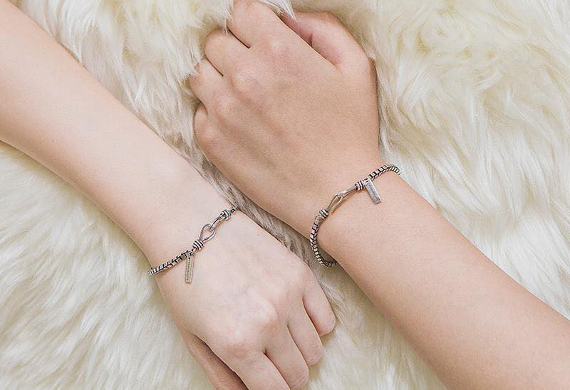 Chọn lắc tay phù hợp với sở thích bạn gái