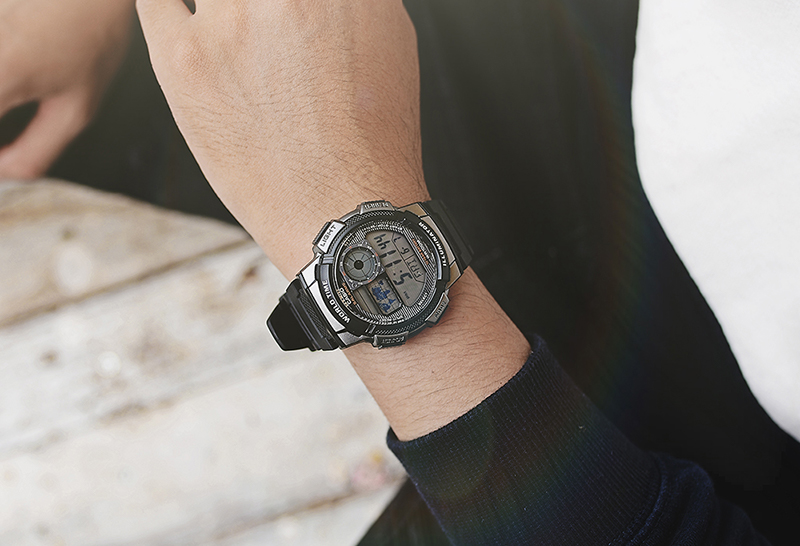 Đồng hồ Casio AE-1000W-1BVSDF sở hữu thiết kế trẻ trung