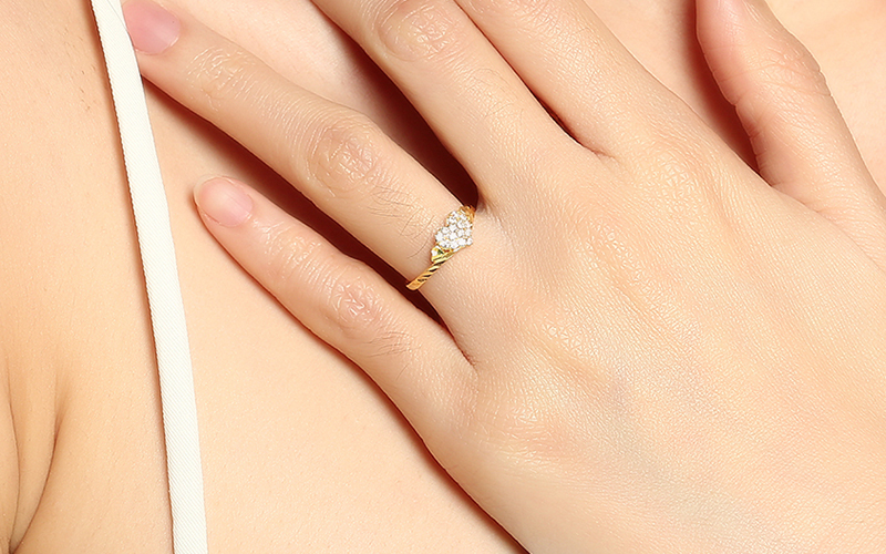 Nhẫn nữ trái tim đơn giản