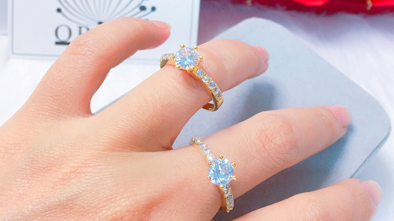 Chọn nhẫn phù hợp với dáng tay